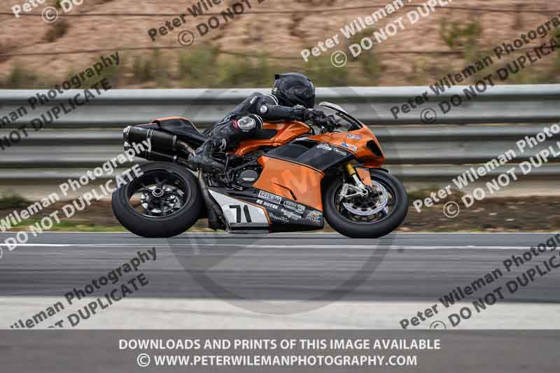 cadwell no limits trackday;cadwell park;cadwell park photographs;cadwell trackday photographs;enduro digital images;event digital images;eventdigitalimages;navarra;no limits trackdays;peter wileman photography;racing digital images;trackday digital images;trackday photos